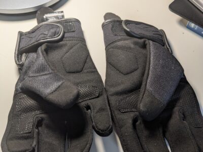 Guantes marca Ixon