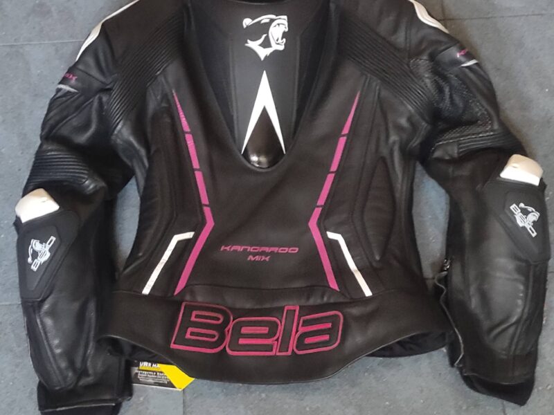 Mono de chica talla 40 sin estrenar con etiquetas