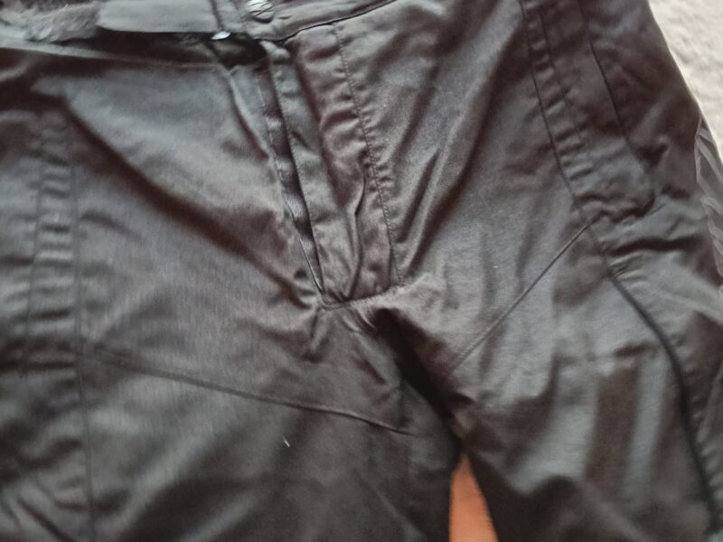pantalones moto
