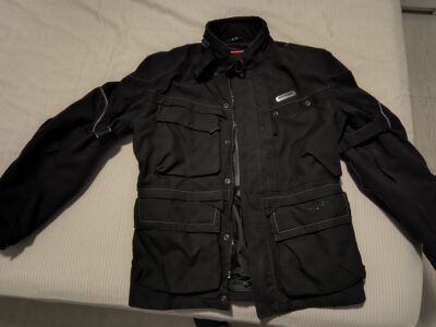 Chaqueta de moto marca spidi en negro talla xl