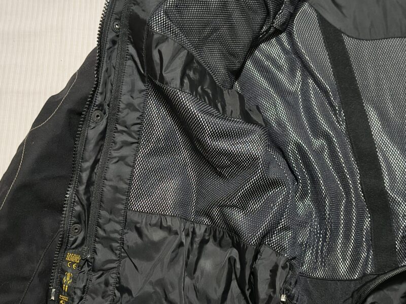 Chaqueta de moto marca spidi en negro talla xl