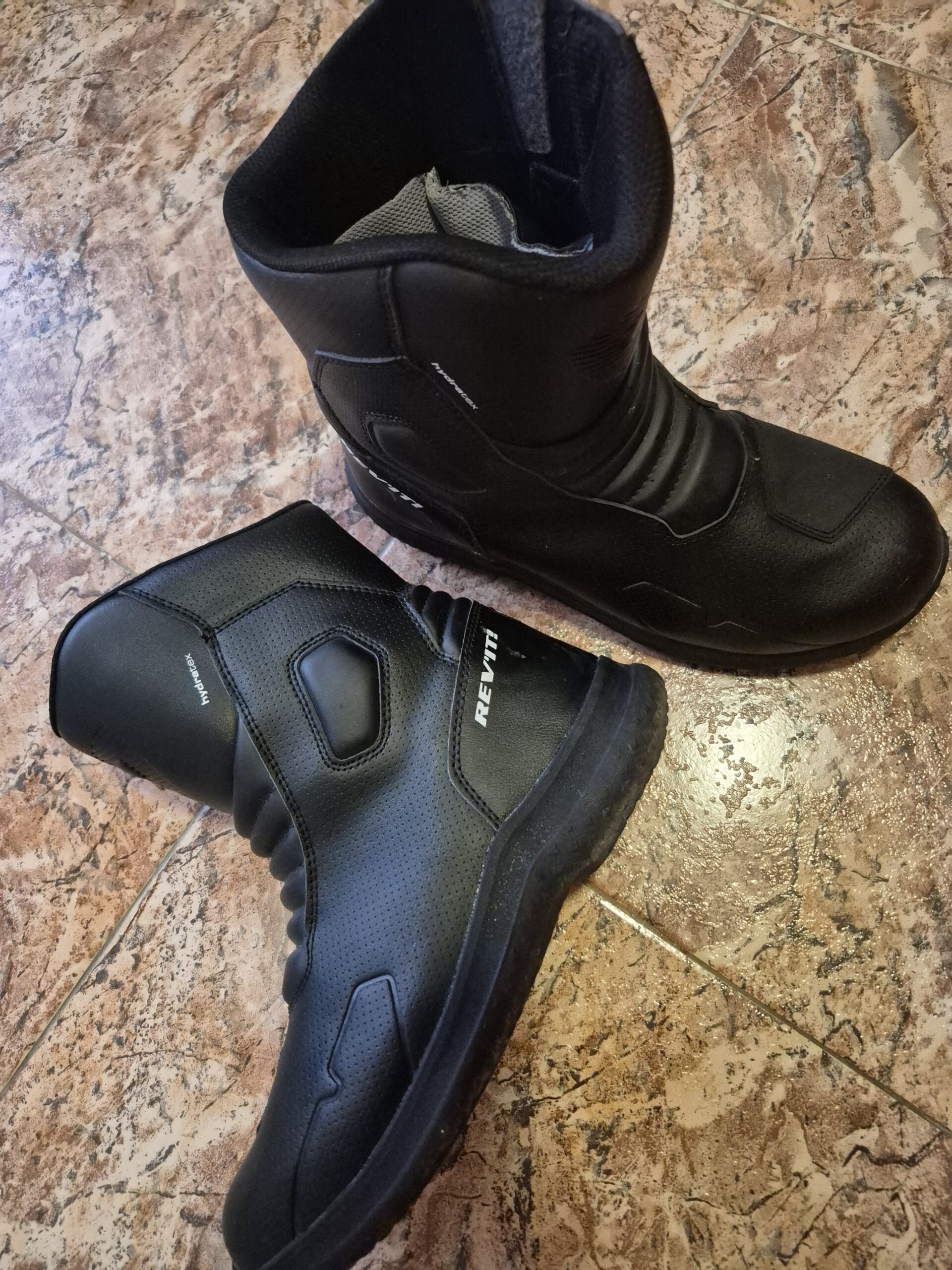 Botas Revit Fuse H20 negro