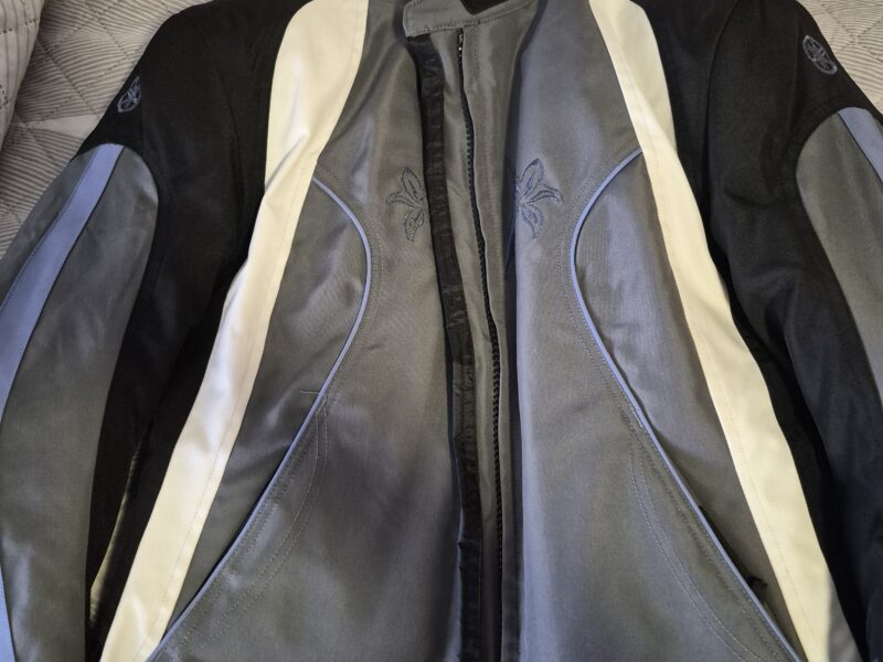 Chaqueta moto yamaha