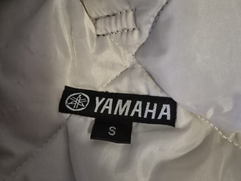 Chaqueta moto yamaha