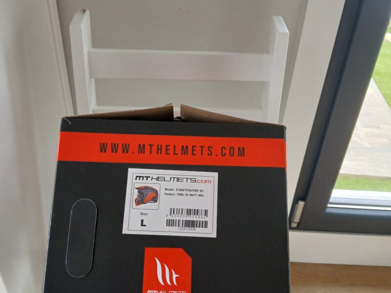 CASCO MT HELMETS talla L
