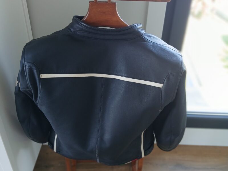 CAZADORA DUCATI-DAINESE CUERO CON PROTECCIONES