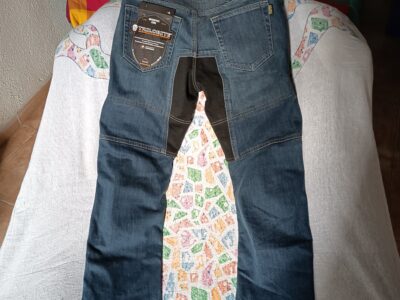 Pantalones Trilobite Parado