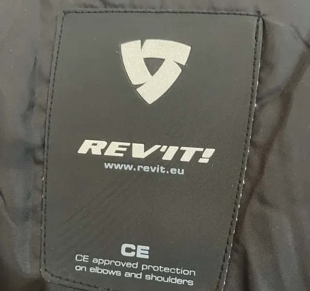 Chaqueta Moto Revit Talla 5XL. Sin estrenar