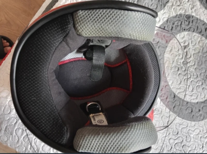 Casco de moto 2 mano