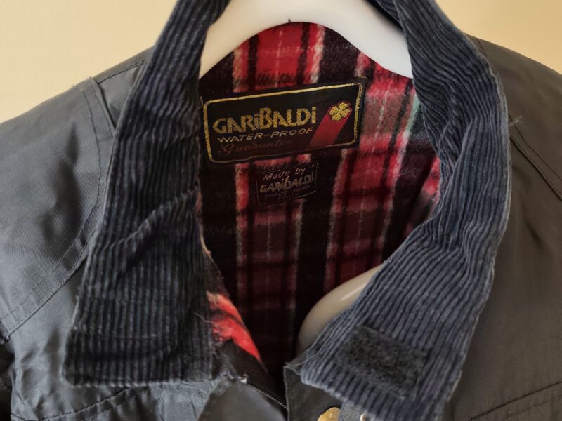 Chaqueta Garibaldi años 80 en perfecto estado