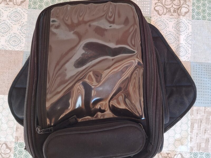 Bolsa sobre depósito magnética para moto (convertible en mochila)