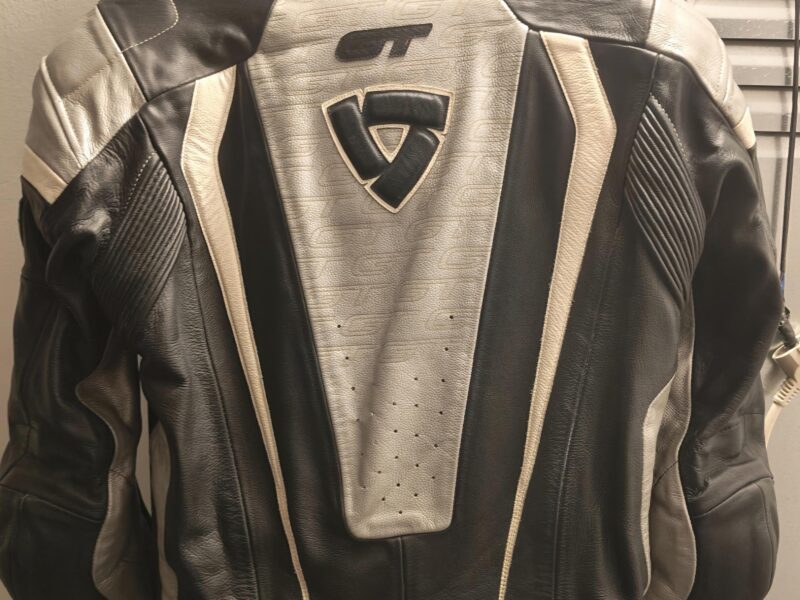 Cambio por chaqueta de cuero talla 54/56
