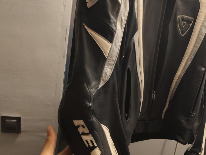 Cambio por chaqueta de cuero talla 54/56